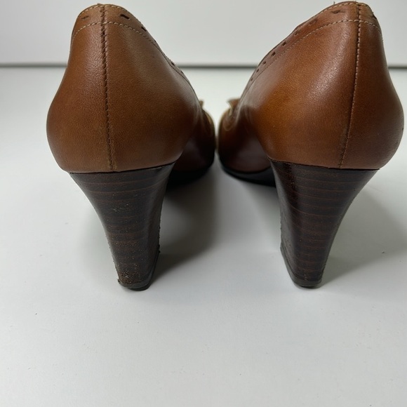 Vintage Naturalizer Women's tan leather retro heels - Picture 7 of 14
